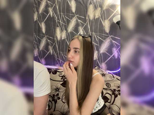 SweetPussies live cam on BongaCams