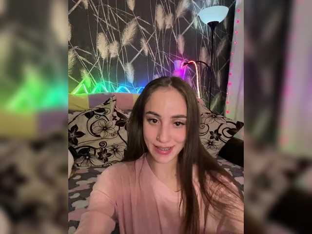 SweetPussies's BongaCams show and profile