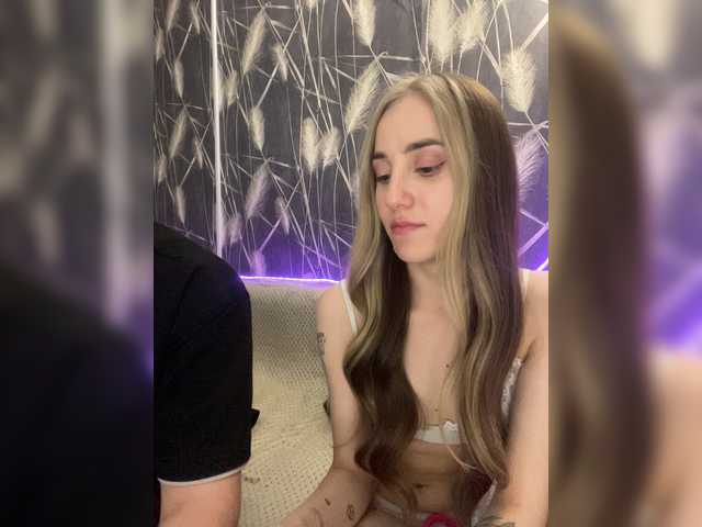 SweetPussies live cam on BongaCams