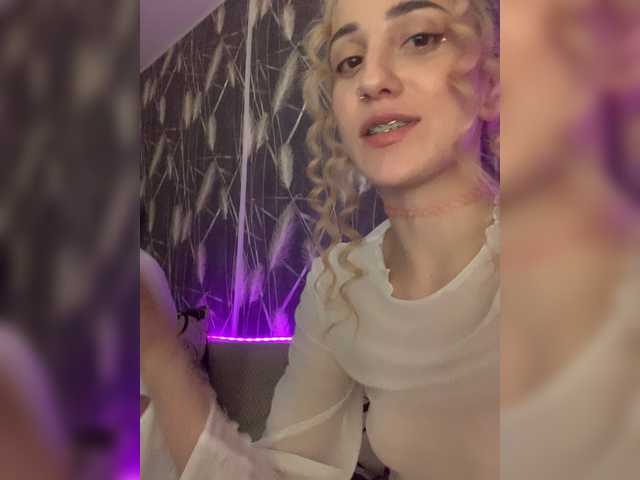 SweetPussies live cam on BongaCams