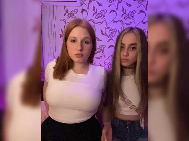 SweetPussies live cam on BongaCams