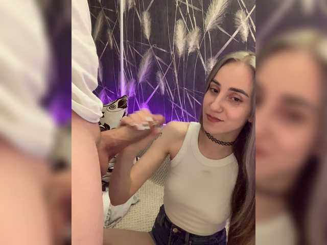 SweetPussies live cam on BongaCams