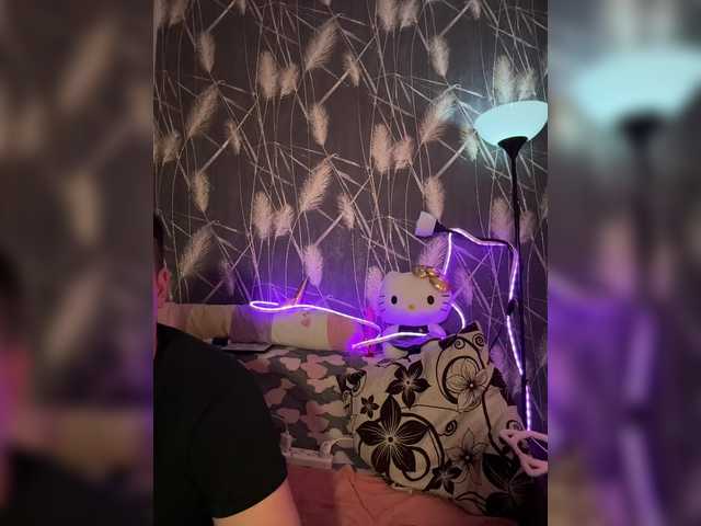 SweetPussies's BongaCams show and profile