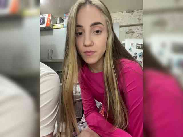 SweetPussies Sex Cam Show