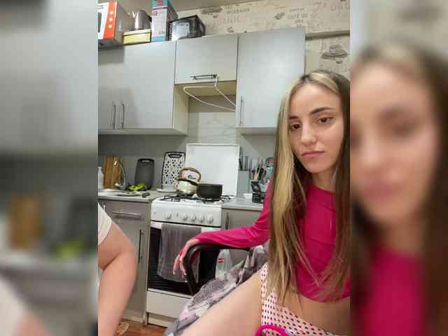 SweetPussies Sex Cam Show