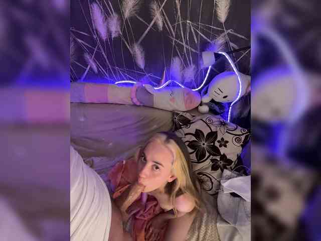 SweetPussies Live Webcam on BongaCams
