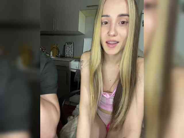 SweetPussies Sex Cam Show