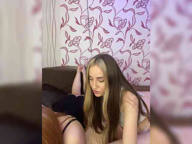 Hard_love's cam show statistics and live stream