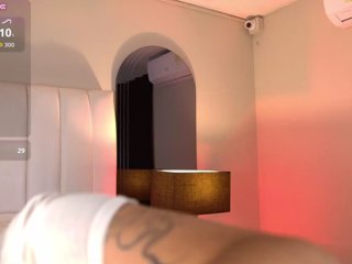 NicolleSweett04