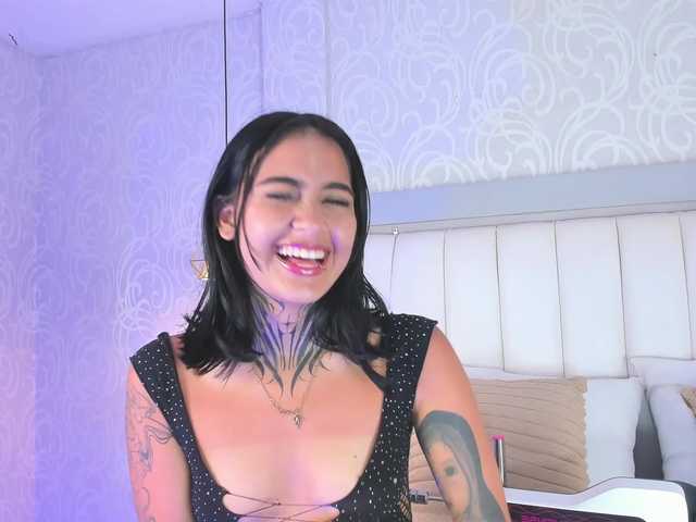 NicolleSweett04