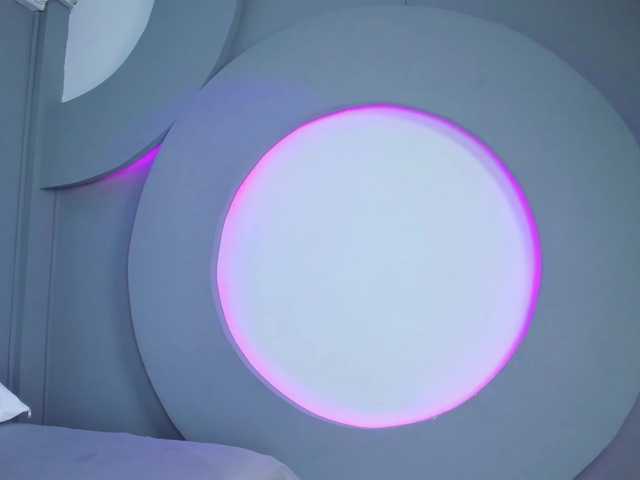 NicolleSweett04