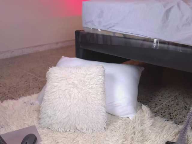 NicolleSweett04