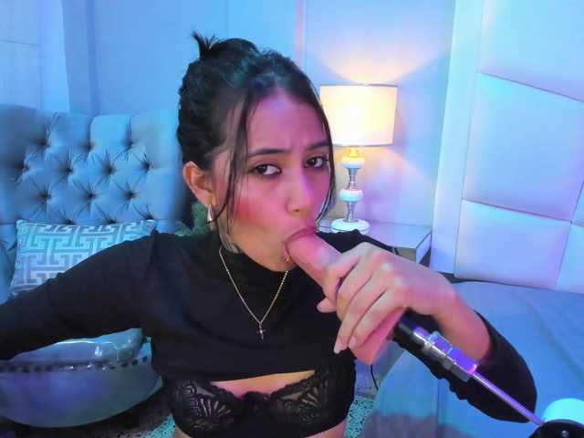 NicolleSweett04