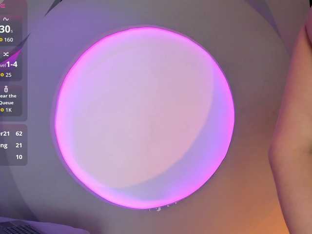 NicolleSweett04