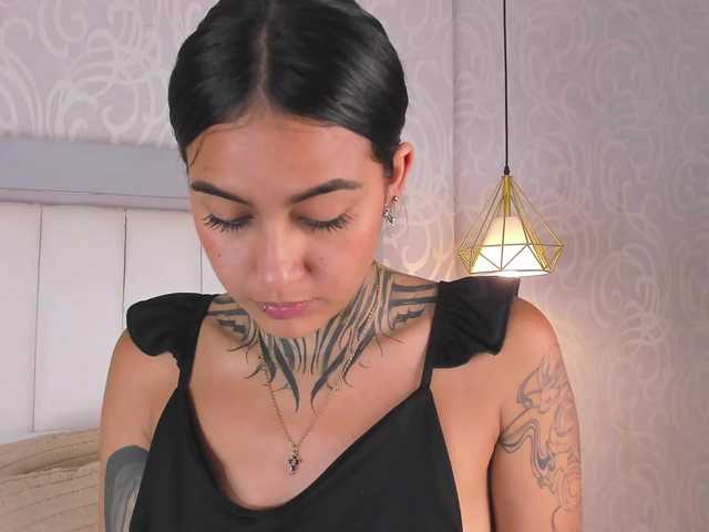 NicolleSweett04