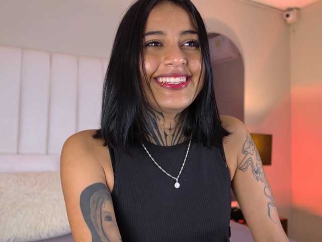 NicolleSweett04