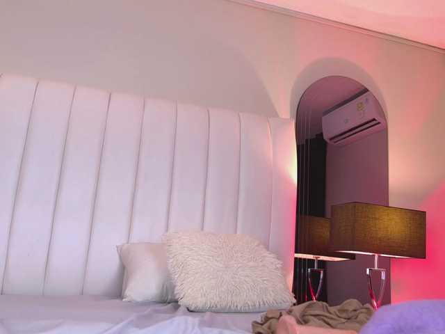 NicolleSweett04