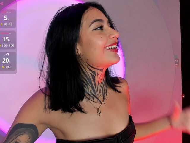 NicolleSweett04