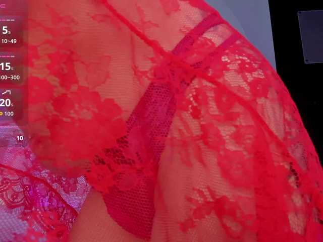 NicolleSweett04