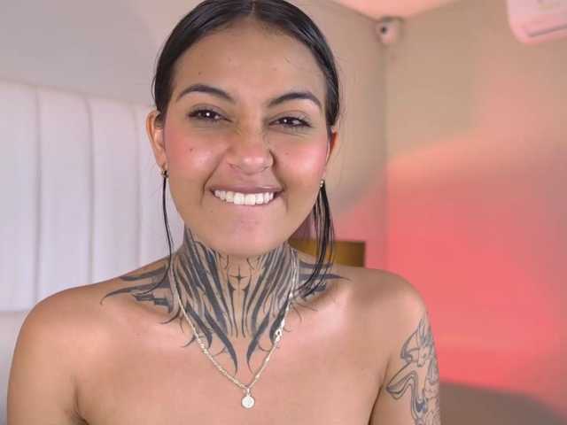 NicolleSweett04