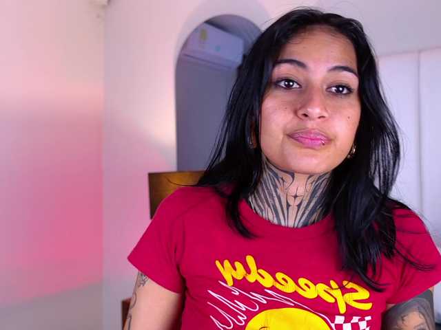 NicolleSweett04