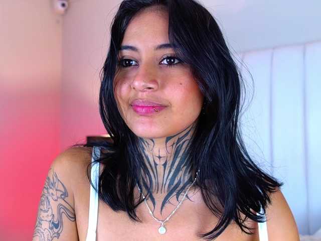 NicolleSweett04