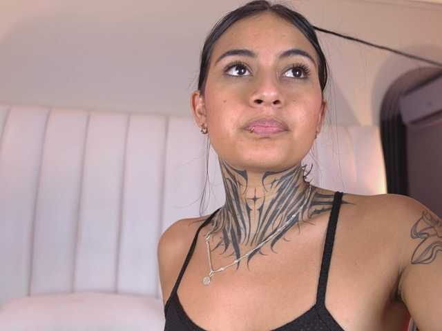 NicolleSweett04