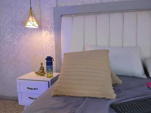 NicolleSweett04