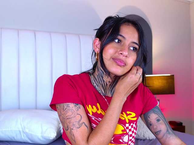 NicolleSweett04