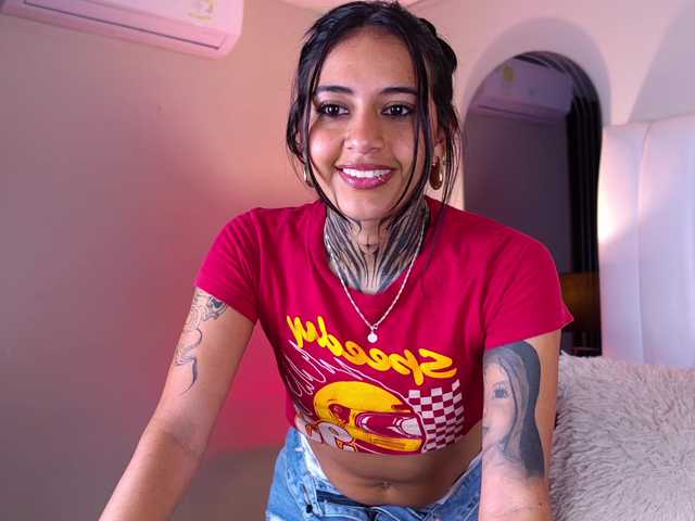 NicolleSweett04