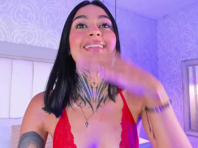 NicolleSweett04