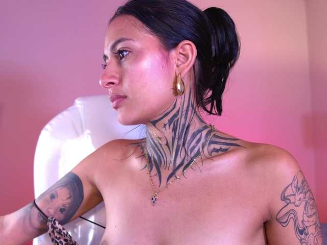 NicolleSweett04