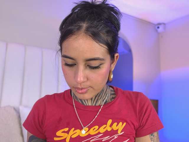 NicolleSweett04