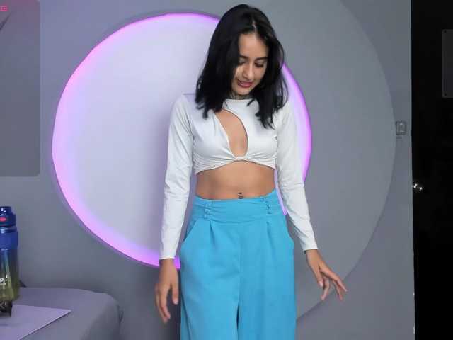 NicolleSweett04
