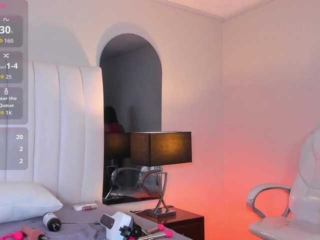 NicolleSweett04