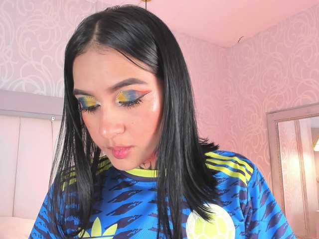 NicolleSweett04