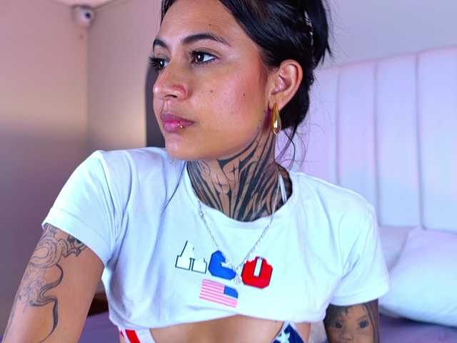 NicolleSweett04