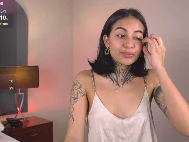 NicolleSweett04