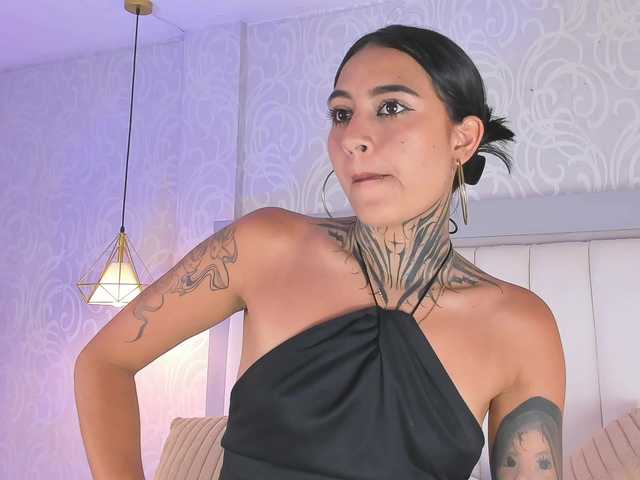 NicolleSweett04