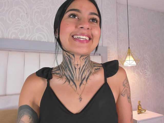 NicolleSweett04