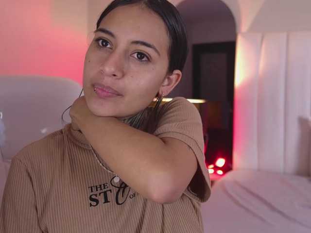 NicolleSweett04