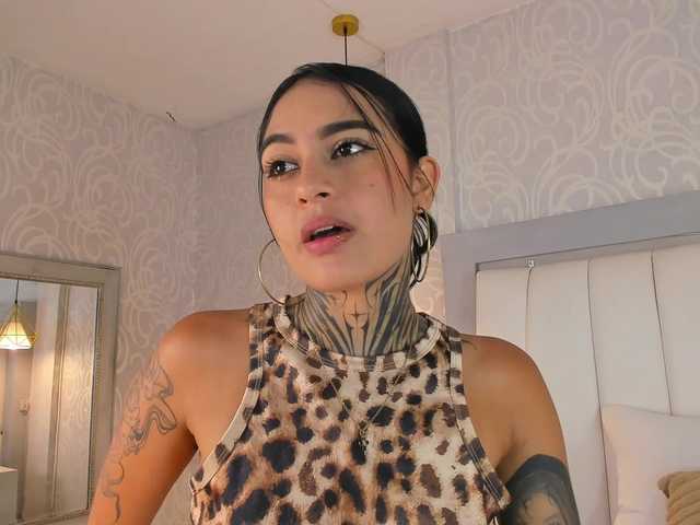NicolleSweett04