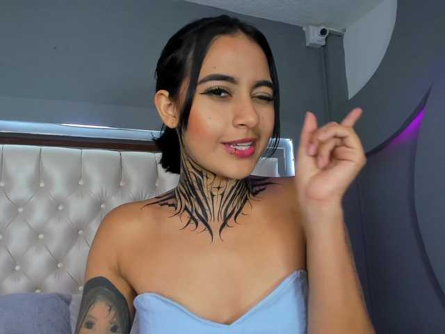 NicolleSweett04