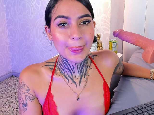 NicolleSweett04