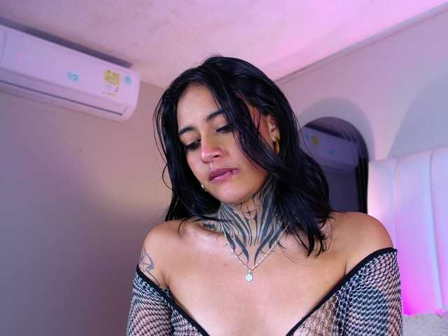 NicolleSweett04
