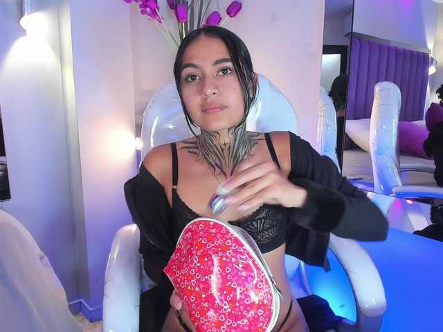 NicolleSweett04