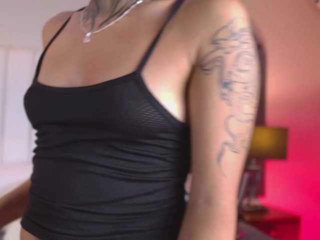 NicolleSweett04