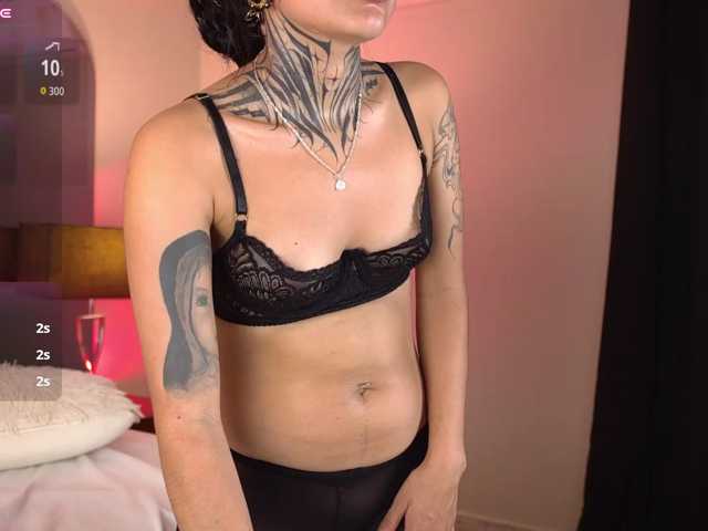 NicolleSweett04