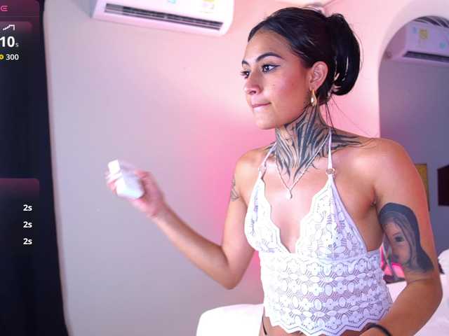NicolleSweett04