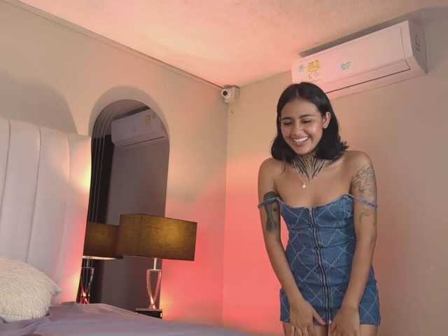 NicolleSweett04